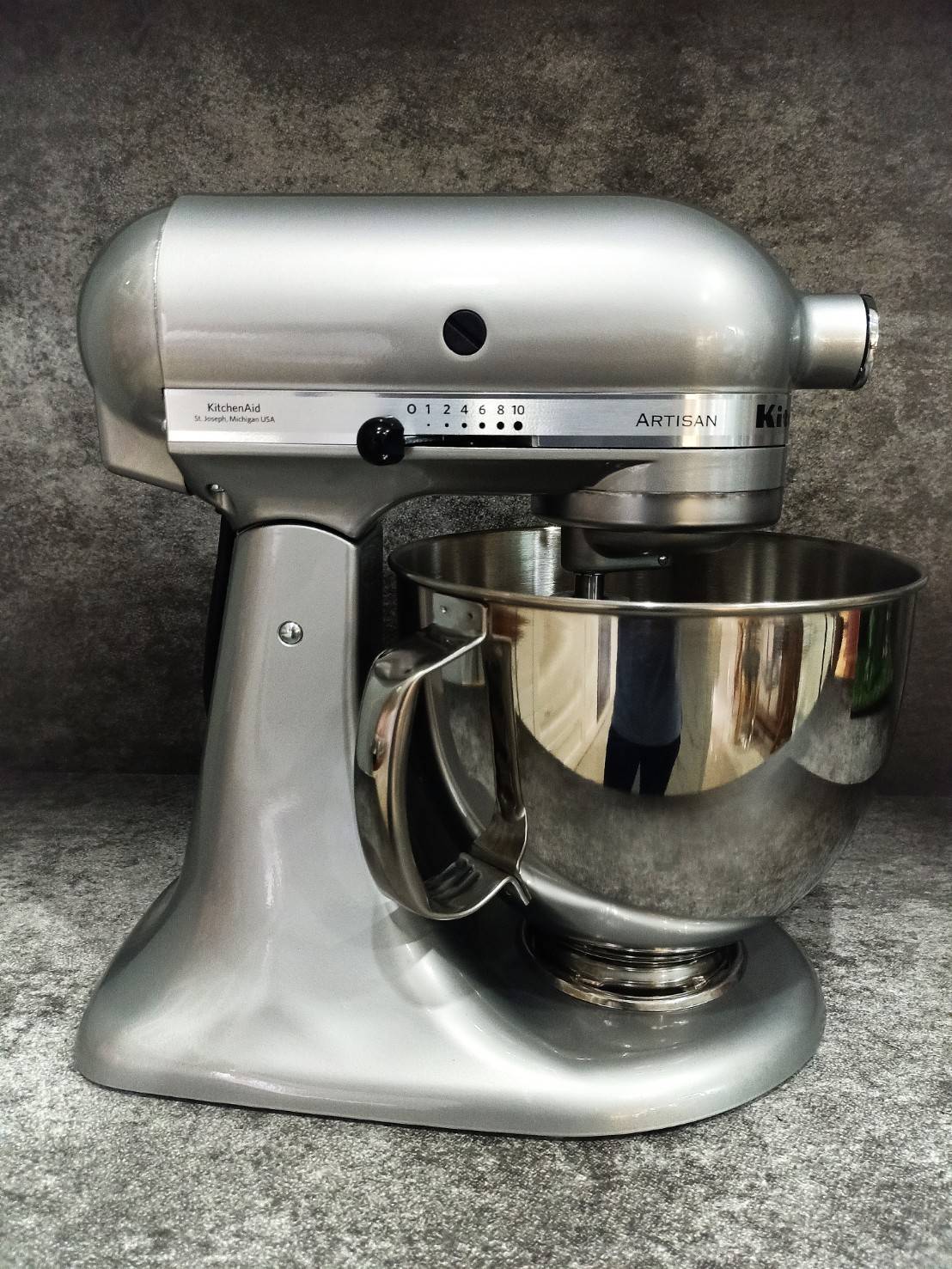 Artisan เครื่องผสมอาหารKitchenAid ศูนย์ไทย 220V สี Metallic Chrome