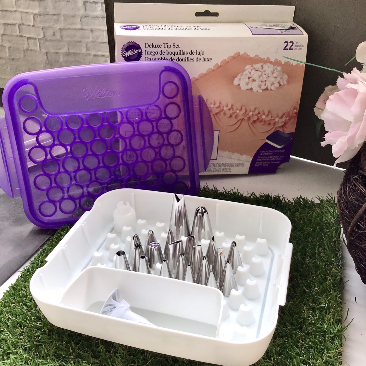 ชุดหัวบีบ วิลตัน Wilton Deluxe Tip Set (22ชิ้น/กล่อง)